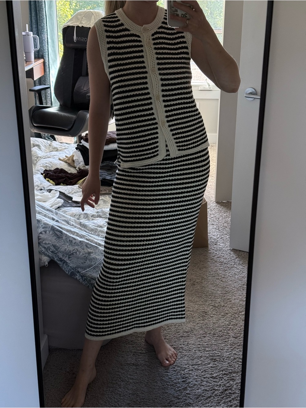 Knit skirt and west set